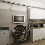 Laura's Apartament
